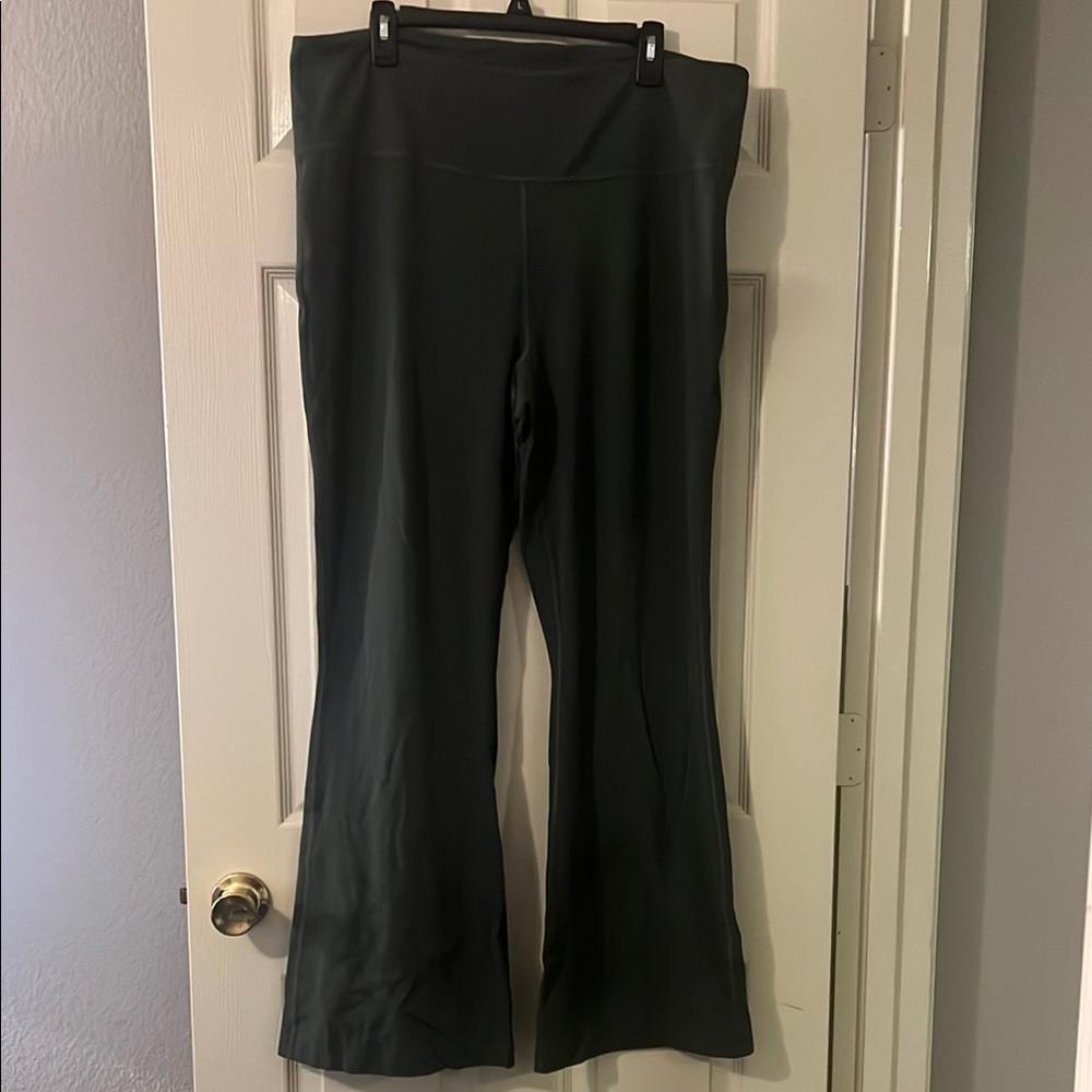 Lululemon Women's Dark Green Flared Pants